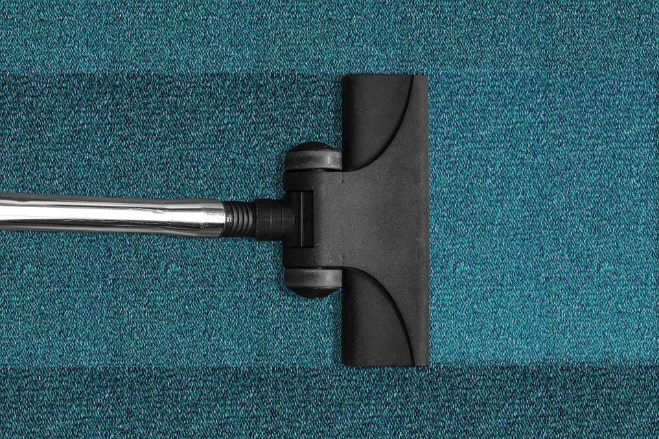 6 Best Vacuums Under 200 In 2020